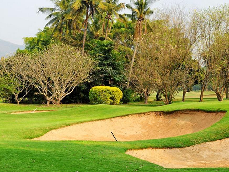 The Royal Chiang Mai Golf Resort Ban Mai  Exteriör bild