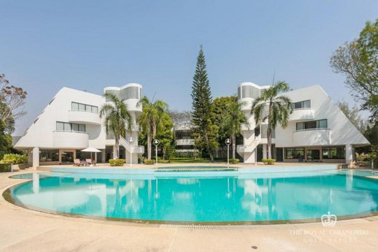 The Royal Chiang Mai Golf Resort Ban Mai  Exteriör bild